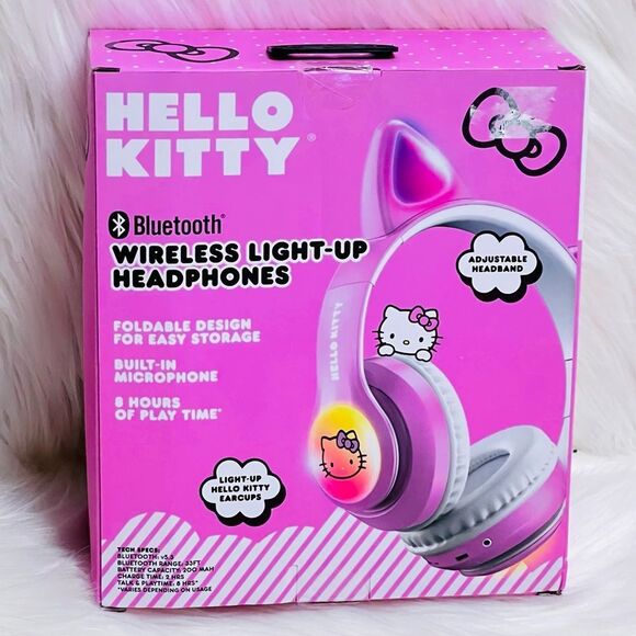 Hello Kitty  Wireless Headphones - Picture 2 of 3